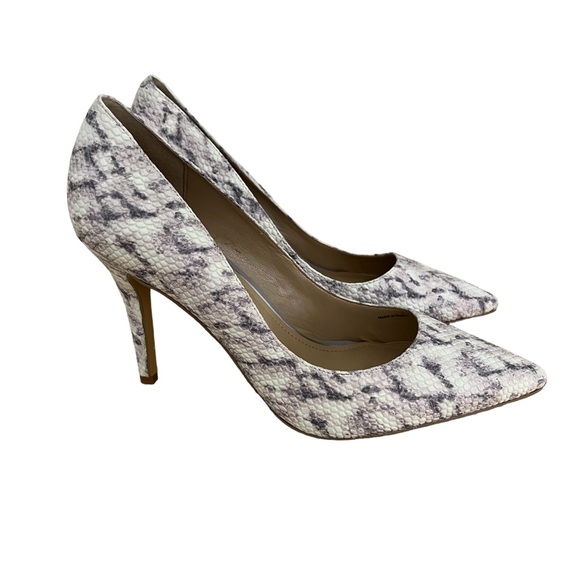 White House Black Market Shoes - WHBM White House Black Market Olivia Snake Embossed Leather Pumps Size 8